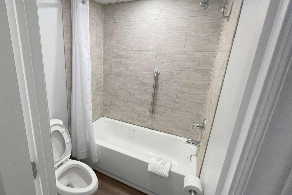 Super 8 by Wyndham Pigeon Forge Downtown